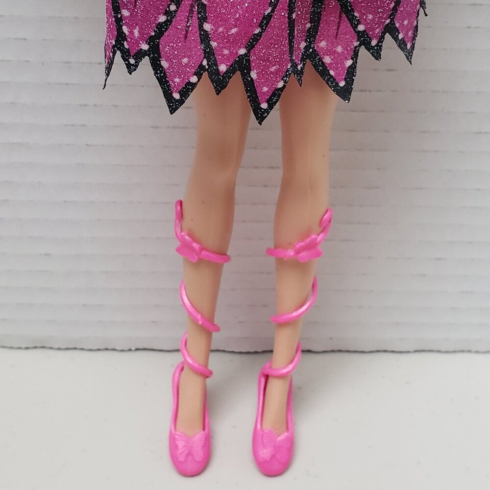 Barbie Mariposa Doll 2008 - Picture 8 of 10